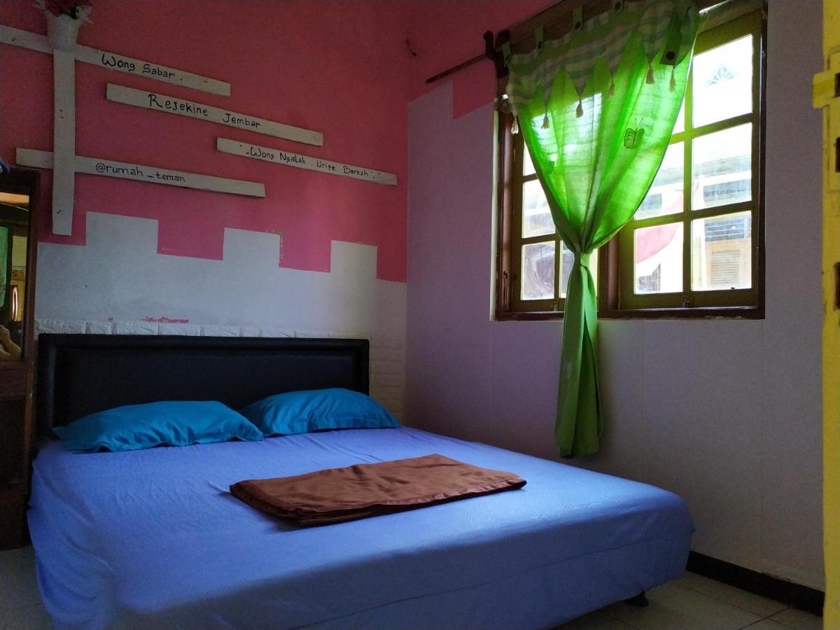 Rumah Teman Backpacker Semarang Exterior photo